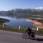 viaja en bicicleta